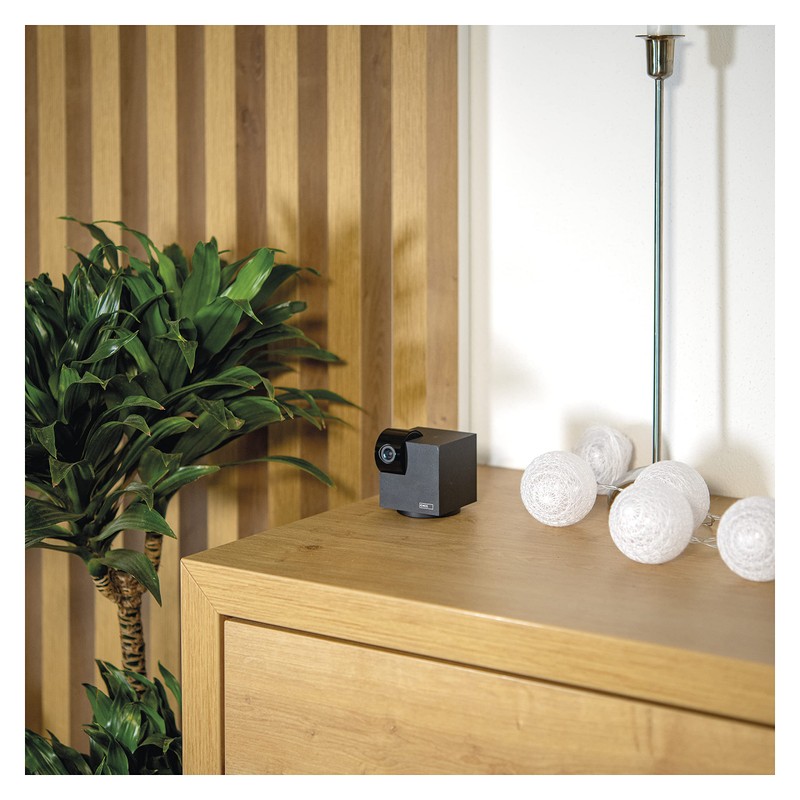 EMOS GoSmart - Smart Home Indoor Surveillance Camera - 3MP