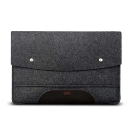 Pack & Smooch Case for MacBook Air 13 (M1 / M2 / M3), MacBook Sleeve Case, 100% Wool Felt, Vegetable Tanned Leather, Handmade in Germany, Colour in Anthracite/Black