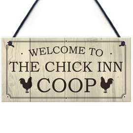 RED OCEAN Welcome Chicken Coop Sign Outdoor Garden Shed Plaque Chicken Hen Gifts