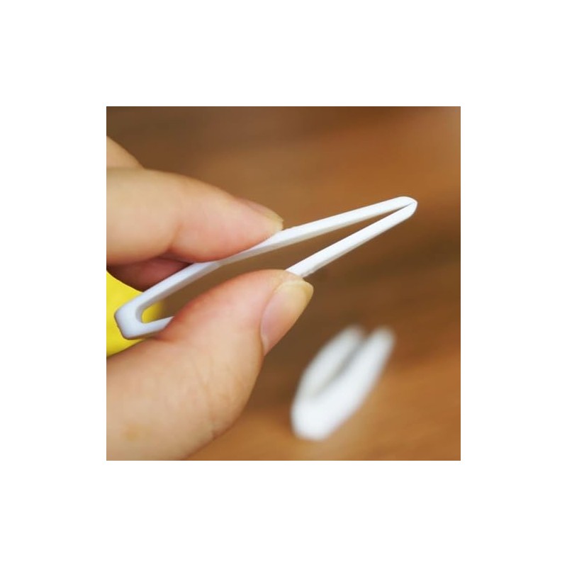 50 Pcs White Mini Plastic Tweezers Contact Lens Clip Beauty