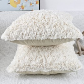 NIULAA Set of 2 Faux Fur Cushion Covers 40x40 cm Cream Decorative Pillow Covers 16x16 Inches Soft Fluffy Plush Decorative Cushion Cover for Sofa Bedroom Pillow Shell