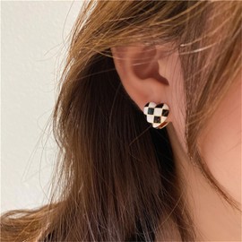WCRAZYE 14k Gold Filled Small Checkered Hoop Earrings White Black Enamel Hoops Earrings for Women Minimalist Tiny White Black Enamel Choker Round Circle Huggie Hoops Earrings (Heart)