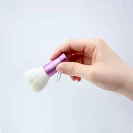 Kumano Brush Takumi no Cosmetic Brush, Heart-shaped, Facial Cleansing Brush, M Size, Total Length 3.1 inches (80 mm), Pink (Tip: White/Handle: Pink) M: W/P