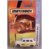 Matchbox 2008 #52 Austin FX4 Taxi White & Yellow [Toy]