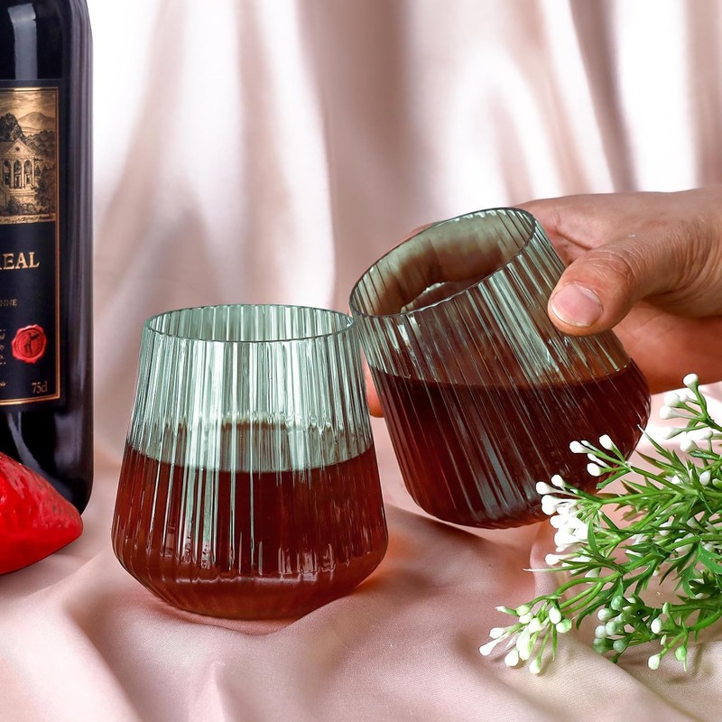 Lueumxc 40 Pack Plastic Ribbed Wine Glasses, 14Oz Origami Disposable