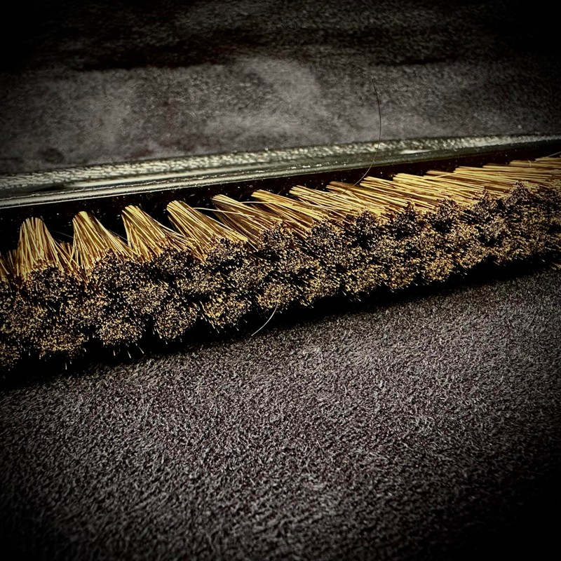 Horsehair Pool Table Rail Brush/Pool Table Under Cushion Brush -