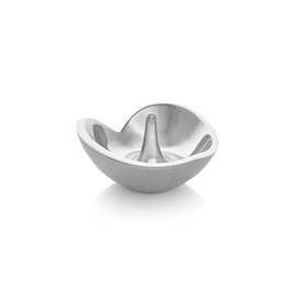 Nambe Heart-Shaped Ring Holder - Elegant Jewelry Trinket Dish | Premium Nambé Alloy Keepsake Organizer for Rings, Necklaces, and Bracelets (4.25” x 4.25”)