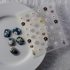 White Daisy Nail Art Stickers Cute Flower 5D Embossed Nail Decals Adhesive Sliders for Spring Summer DIY Manicure Decorations Accessories
