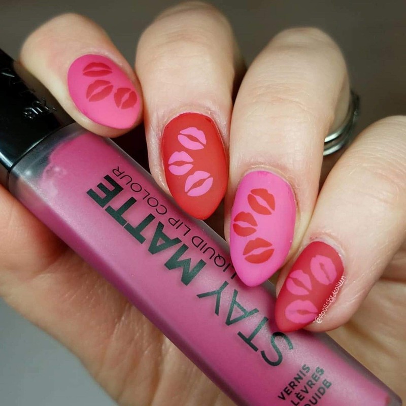 Whats Up Nails - Kisses Nail Stencils Stickers Vinyls for
