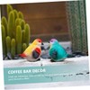 BESPORTBLE 2Pcs Vivid Resin Bird Figurines Realistic Garden Decorations for