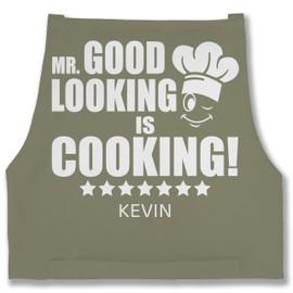 Geschenk mit Namen personalisiert by Shirtracer - Apron - Cooking Apron Men - Mr. Good Looking is Cooking with Name - Men's Gift Funny Hobby Chef Gift, 9 Sage Green