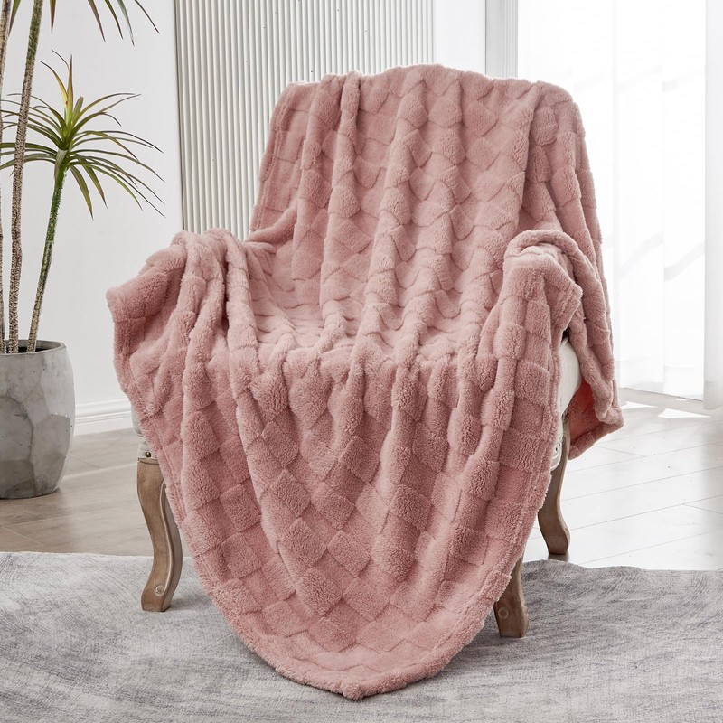 NEWCOSPLAY Super Soft Throw Blanket Pink Premium Silky Flannel Fleece