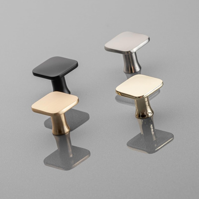 GTV - Piazza Knob Matt Black 30 x 30 mm