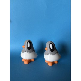 Set of 2 Mini Secret Note Carrier Pigeons with Magnetic Feet, Handcrafted Cute Decor for Sending Secret Messages, Unique Gift for Writers and Lovers