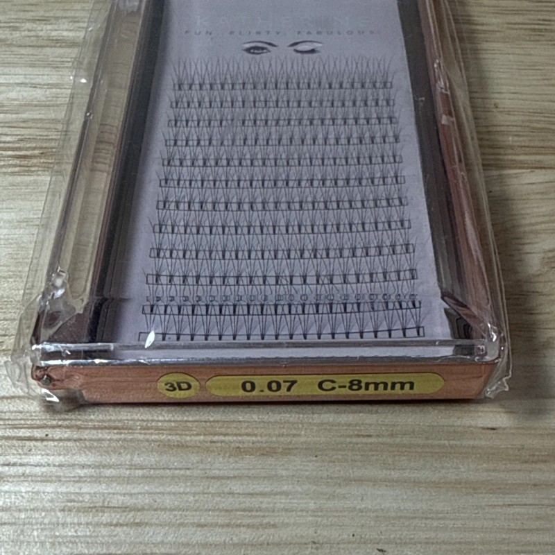 Katherine Eyelash Extensions 8mm, 3D, C Curl / 240 Individual