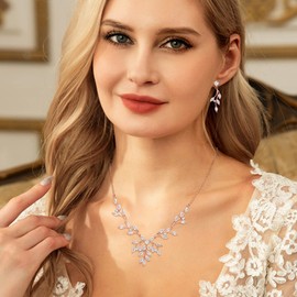 EVER FAITH Wedding Cubic Zirconia Jewelry Set for Bride Bridesmaid, Gorgeous Marquise Round CZ Vine Leaf Necklace Dangle Earrings Sets Clear Rose Gold-Tone
