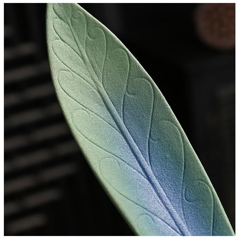 Ceramic Retro Leaf Incense Holder - Frosted Green Aromatherapy Stick