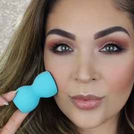 Beauty Junkees Makeup Sponge Blender - Blue Sculptor Foundation Makeup Blender Sponge, Liquid Cream Powder Blending Sponges, Make Up Applicator, Cosmetic Blenders, Wet Dry Beauty Sponge, Latex Free