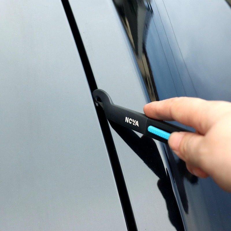 Nova Retractable Guardy Cut, Vinyl Cutter Knife for Car Wrapping,