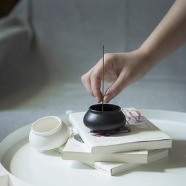 Nannlia Incense Stand, Incense Burner, Japanese Style, Ceramic, Mini, Stylish, Incense Stand, Mini Buddhist Altar, Simple, Incense Plate (Black)
