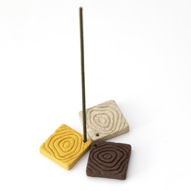 Mini Ceramic Incense Holder Set - Tokinami – Eco-Friendly 3-Piece Set Made in Japan, Upcycled with Natural Accents from Coffee, Perilla Husks, and Mandarin Orange Peels