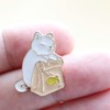 Cat and Bait Bag Pin Badge Cute Cat Pin Goods,