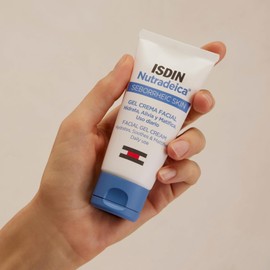 ISDIN Nutradeica - Gel-crema facial indicado para el tratamiento del exceso de sebo, descamación, picor y eritema de la piel seborreica facial, 50 ml