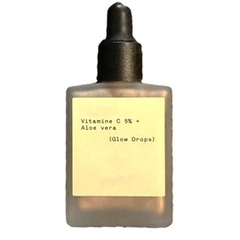 Typology Paris Glow Drops 5% Vitamin C + Aloe Vera, Tinted TEINTÉ-7001 - 15ml