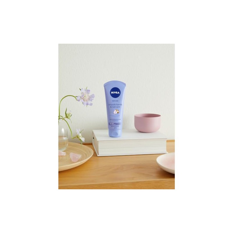 NIVEA Hand Cream Smooth Hands and Nail Protection 100 ml