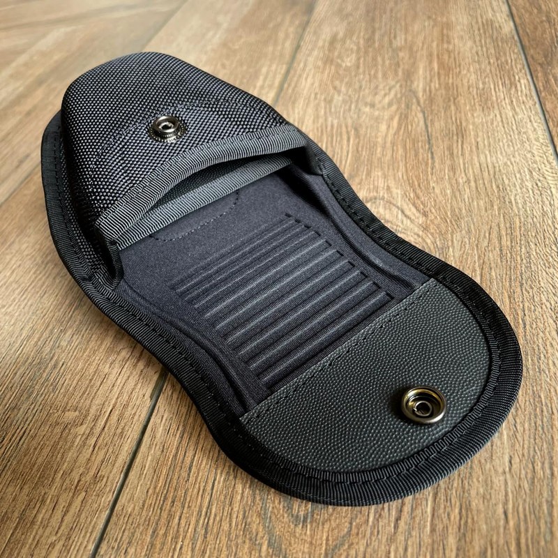 ROCOTACTICAL Molded Handcuff Case w/360 Degree Rotating Belt Clip, Hidden