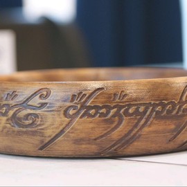 One Ring Dice Bowl from Lord of the Rings | Jewelry bowl | Gold Ring of Power - Colour: Wood