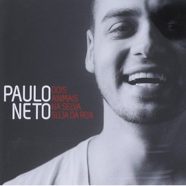 Dois Animais Na Selva Suja Da Rua