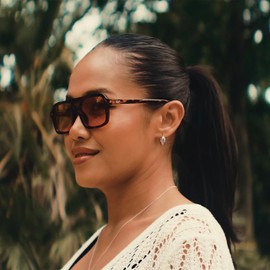 Engelsrufer Unisex Sunglasses with Case & Microfibre Cloth - Durable Plastic Frame - UV400 Protection, Filter Class 3, Black Frame - Brown Lens, Unit size