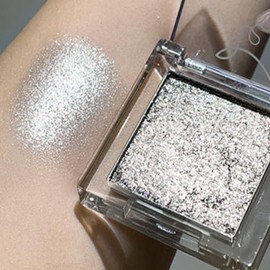 KARLOR Eyeshadow Shimmering Metallic Silver Mother of Pearl Eyeshadow Glitter Pigmented Brightening Diamond Highlighter Eyeshadow Single Colour Sparkling Shiny Eyeshadow Glitter Sparkle (08# Grey)