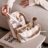 Elegante bolsa de cosméticos portátil para mujer con compartimentos, bolsa