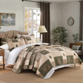 SOElinens Quilts King Size - Forest Bear Deer Animal Plaid Design Cabin Quilt Set with Matching Shams, 3 Pieces 100% Cotton Lightweight Bedspread Coverlet for All Season, Light Brown/Green