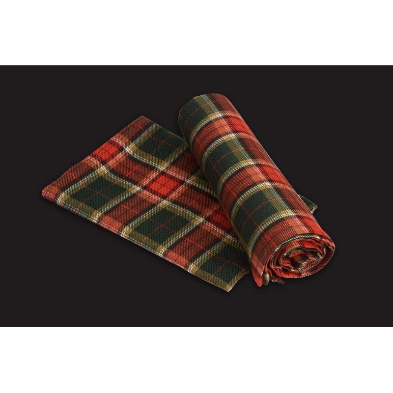 Justina Claire Pair of Table Napkins in a Argyll Design