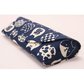 Kyoyu Slim Glasses Case, 6.3 x 1.2 x 2.4 inches (16 x 3 x 6 cm), Navy Blue, Japanese Pattern