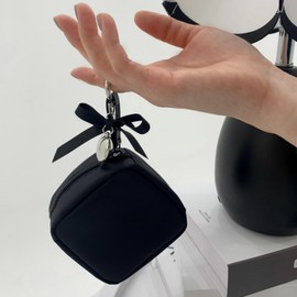 Gravel Black Ribbon Square Mini Cosmetic Pouch / 그레이블 블랙 리본 스퀘어 미니 화장품 파우치