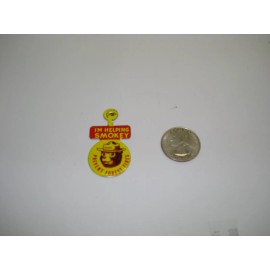 SMOKEY THE BEAR ~ BEND OVER BUTTON ~   NEW OLD STOCK ~ RARE FIND ~ TAKE A LQQK