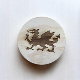 Ashton and Finch Welsh Dragon Coaster – Wooden Welsh Gift – Handcrafted Wooden Coaster with Wales Dragon Design