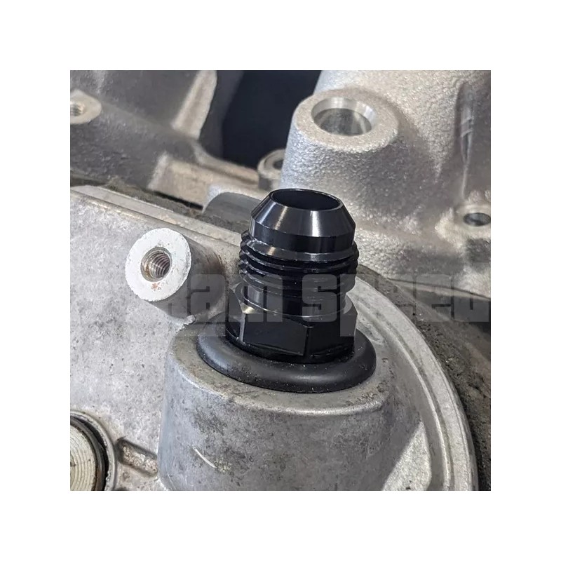 Scram Speed LSX -10 AN PCV valve cover fitting for