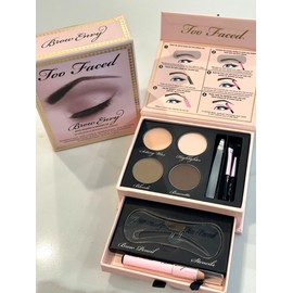 Too Faced BROW ENVY Brow Shaping & Defining Kit