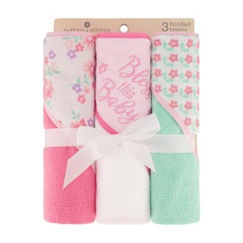Cudlie Buttons & Stitches - Paquete de 3 Toallas con Capucha enrolladas/cardadas en Bless This Baby Print, GS71730