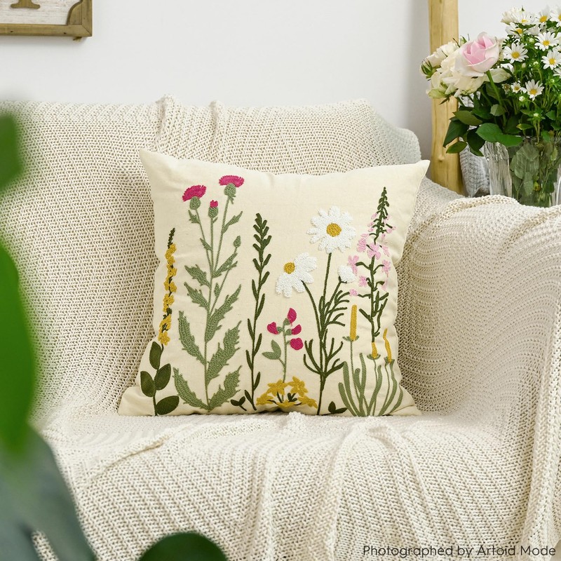 Artoid Mode Antique Herbs Wild Flower Spring Cushion Covers Set