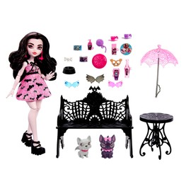 Monster High® Draculaura® Bite in The Park™ Doll and Playset