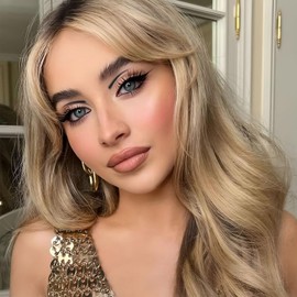 MOTIBACK 352pcs Eyelash Extension Set， False Eyelashes D Curl Set，5-18mm Cluster Fluffy Extender DIY Kit with Double End Glue + Tweezers for Self Use + Brush（Black）