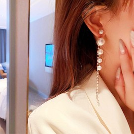 Allereya Vintage Crystal Pearl Earrings Rhinestone Long Tassel Pearl Earrings Long Pearl Drop Stud Earrings CZ Wedding Pearl Chain Earrings Jewellery for Women and Girls