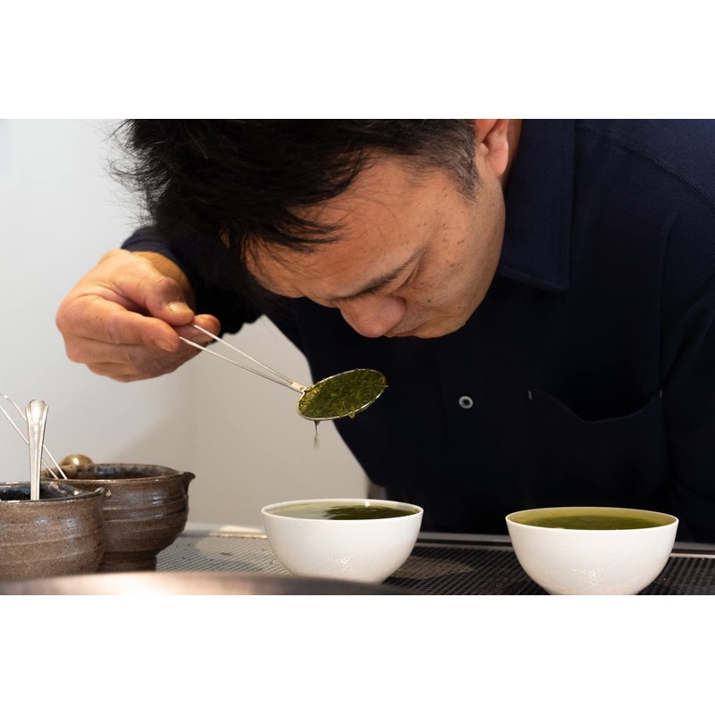 Akahori Shoten Gold Prize Winning Tea Teacher's Technique, Ichiban Picked