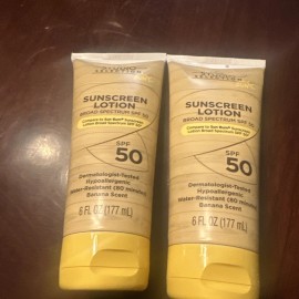 Studio Selection Stdio Selection SPF 50  Sunscreen Lotion Broad Spectrum Banana   1/27 Lot Of 2